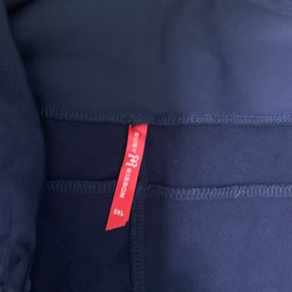 Ruby Ribbon Flare Leg Ponte Pant - Short - Picture 3 of 5